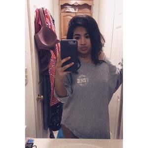 Meet your Posher, Teana